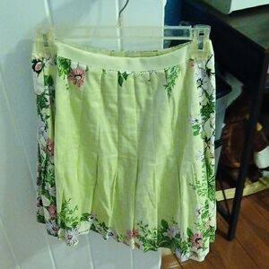 LOFT Floral Light Green Skater Skirt